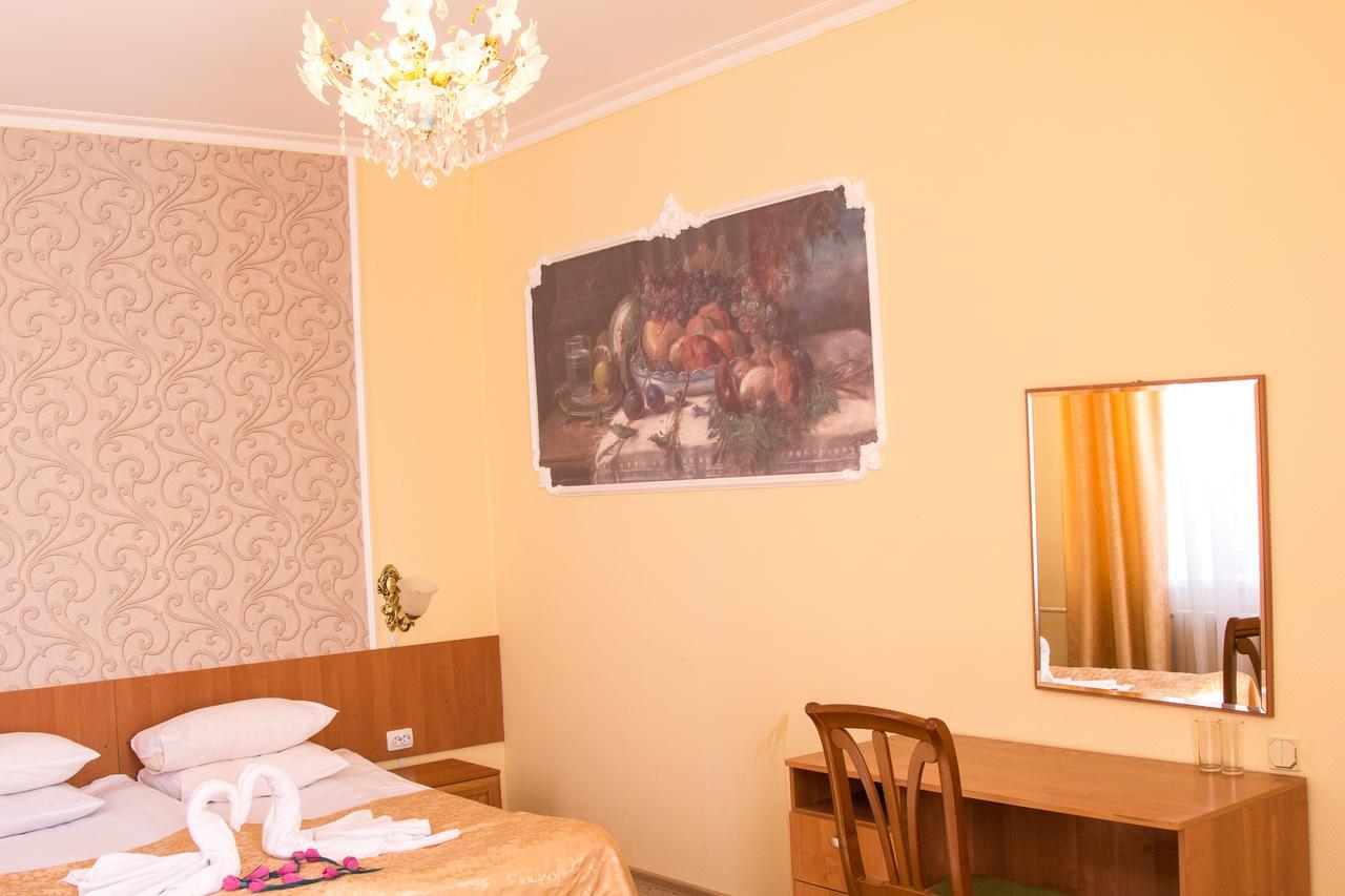 Park - Otel Usagyba Moskva Eksteriør bilde